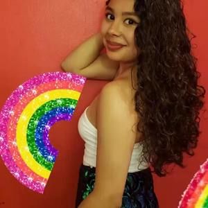 Meet your Posher, Andrea